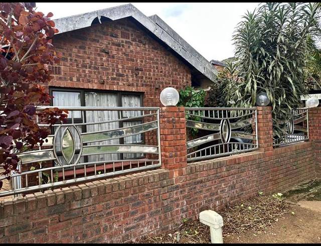 3 BEDROOM HOUSE FOR SALE IN NORTHDALE